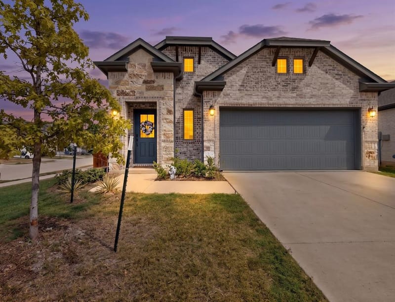 902 Crested View Place, Lavon TX 75166