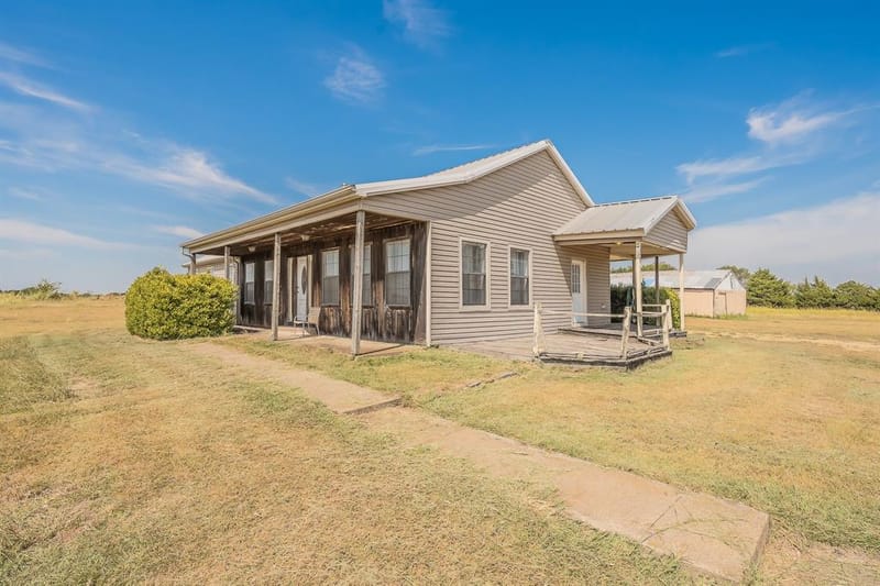 18742 Webb, Nevada TX 75173 - Photo 2