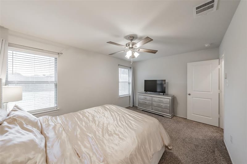 716 Alton Drive, Aubrey TX 76227 - Photo 20
