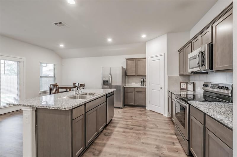 716 Alton Drive, Aubrey TX 76227 - Photo 10
