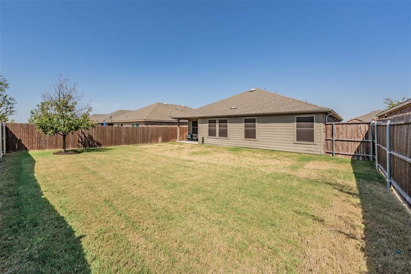 716 Alton Drive, Aubrey TX 76227 - Photo 37