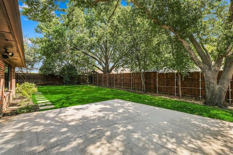 541 Briarglen Drive, Coppell TX 75019 - Photo 36
