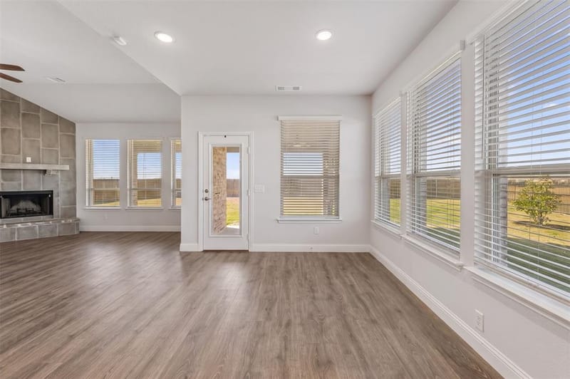 441 Green Terrace Court, Midlothian TX 76065 - Photo 9