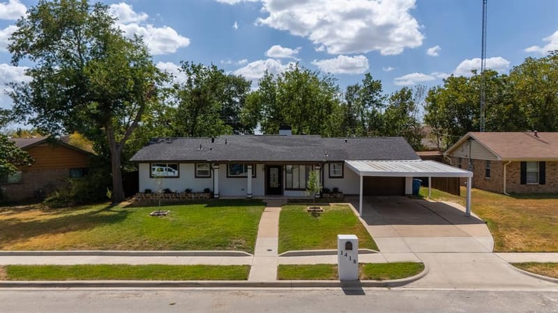 1418 Royal Drive, Kaufman TX 75142 - Photo 2