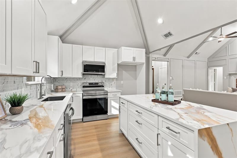 1316 Royal Palm Lane, Carrollton TX 75007 - Photo 14