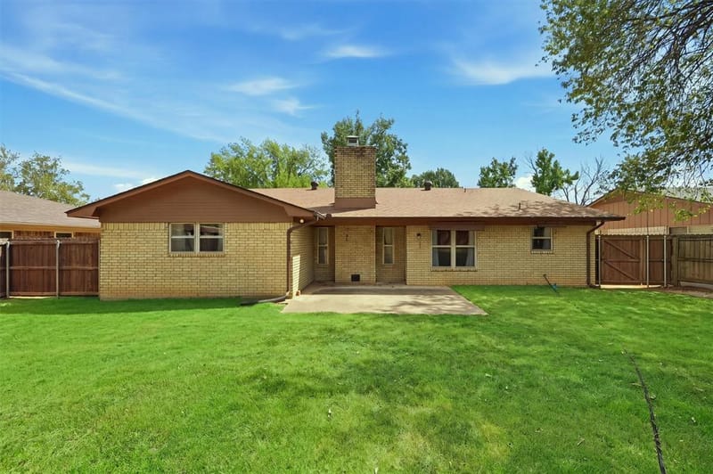 2403 Caprice Avenue, Denison TX 75020 - Photo 34