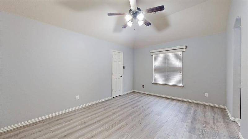 4903 Barn Owl Trail, Grand Prairie TX 75052 - Photo 36