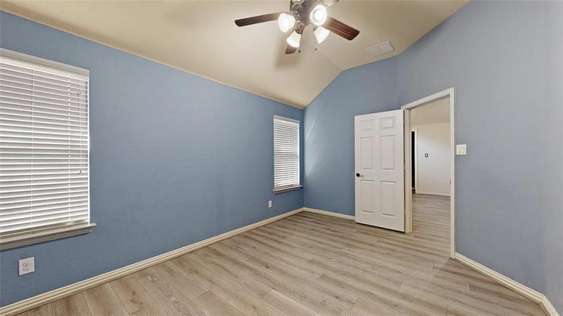 4903 Barn Owl Trail, Grand Prairie TX 75052 - Photo 28