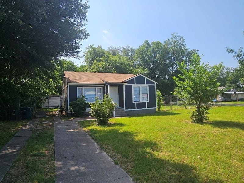 4825 Highway Drive, Fort Worth TX 76116