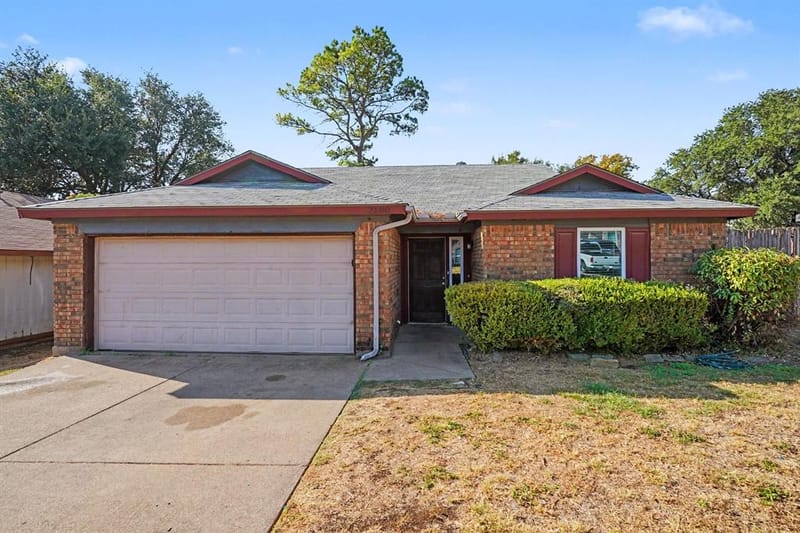 7500 Little Rock Lane, Fort Worth TX 76120