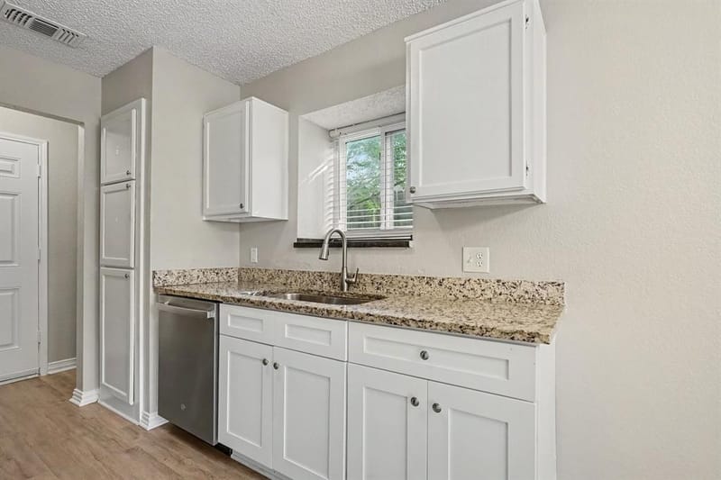 7500 Little Rock Lane, Fort Worth TX 76120 - Photo 5