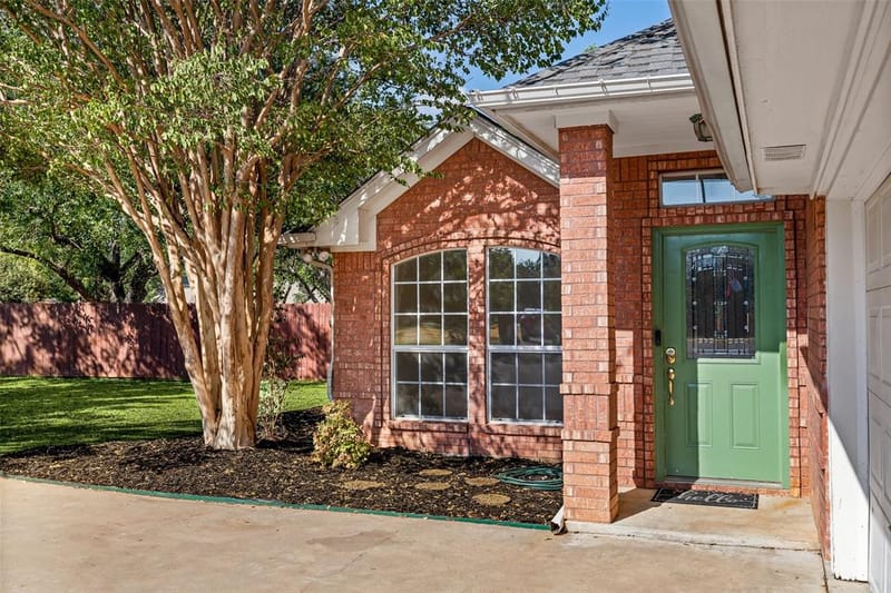 8816 The Briers Court, Granbury TX 76049 - Photo 2