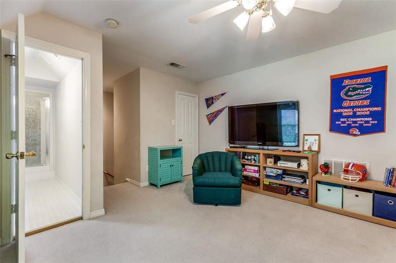 1740 Glenlivet Drive, Dallas TX 75218 - Photo 20