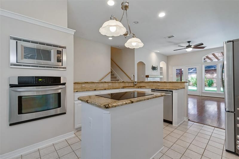 1740 Glenlivet Drive, Dallas TX 75218 - Photo 10