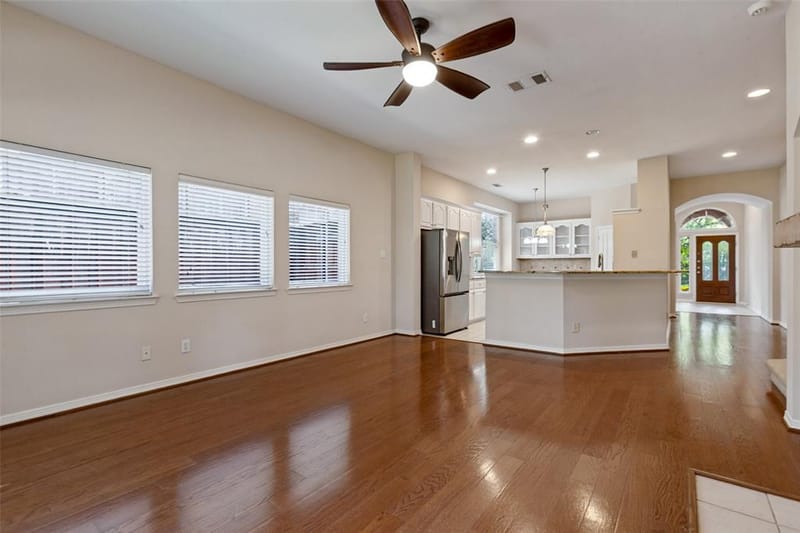1740 Glenlivet Drive, Dallas TX 75218 - Photo 14