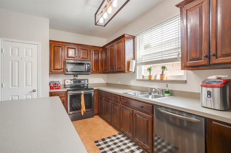 4220 Highgate Road, Fort Worth TX 76244 - Photo 9
