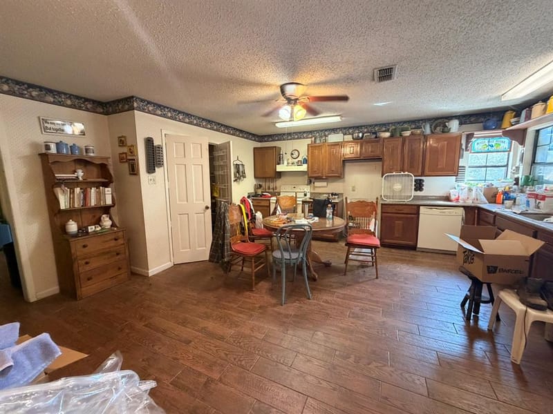 2804 Maplewood Street, Granbury TX 76048 - Photo 13