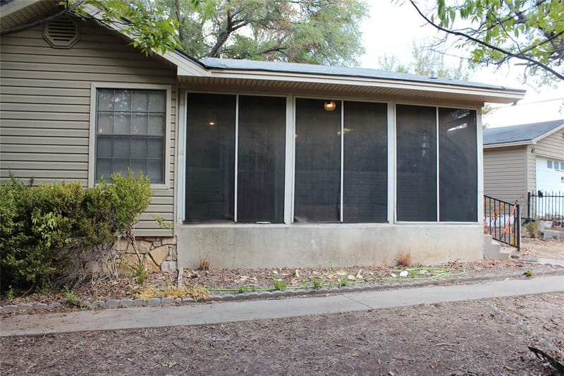 2804 Maplewood Street, Granbury TX 76048 - Photo 29