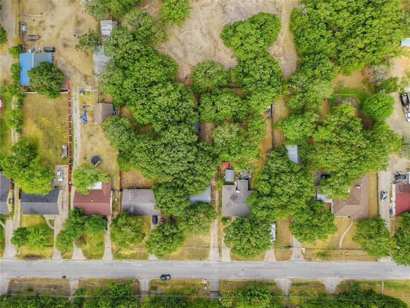 1611 Shepherd Lane, Dallas TX 75253 - Photo 2