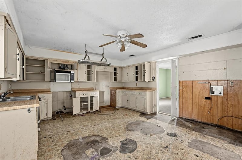 1611 Shepherd Lane, Dallas TX 75253 - Photo 9