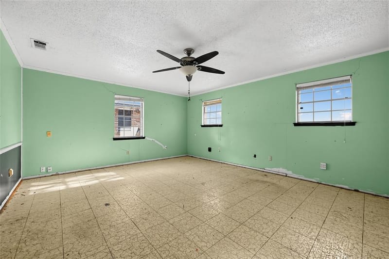 1611 Shepherd Lane, Dallas TX 75253 - Photo 14