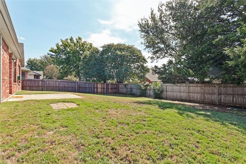 1610 Redwood Drive, Corinth TX 76210 - Photo 20