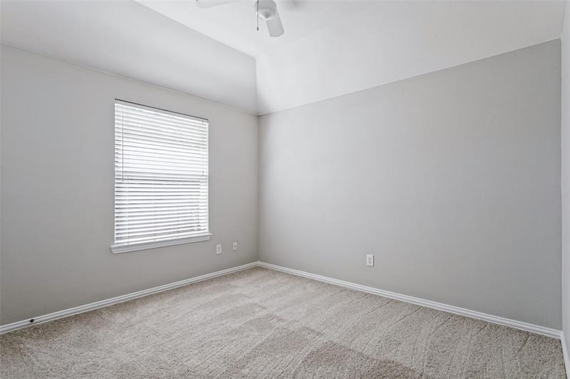 1610 Redwood Drive, Corinth TX 76210 - Photo 18
