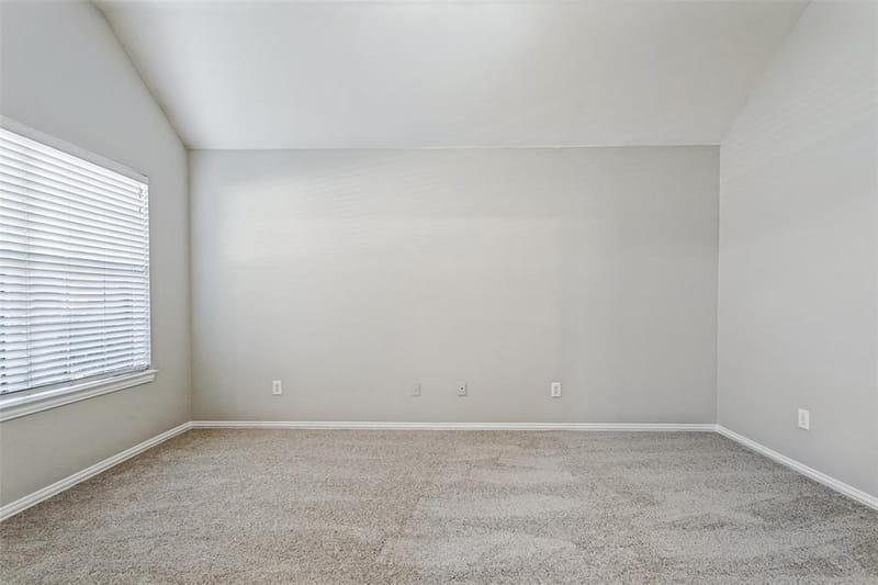 1610 Redwood Drive, Corinth TX 76210 - Photo 4