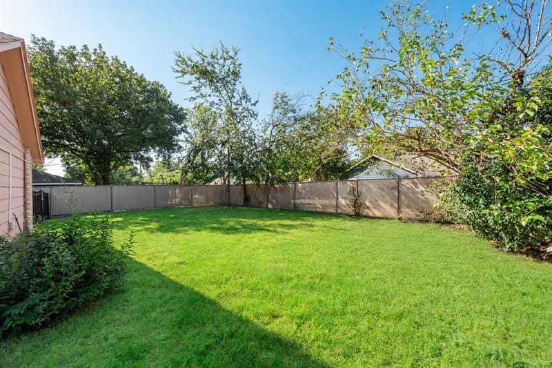 837 Blue Ridge Drive, Burleson TX 76028 - Photo 16