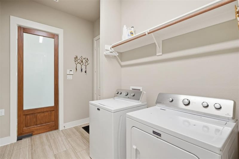 860 San Saba E, Midlothian TX 76065 - Photo 17