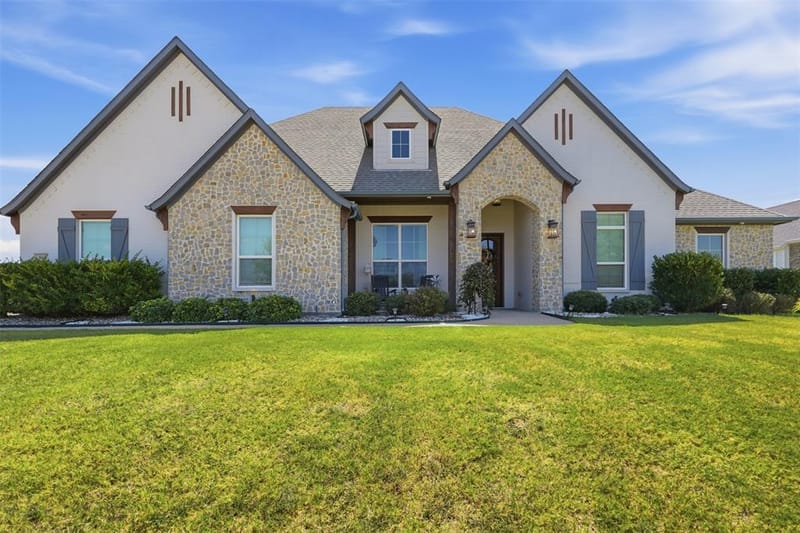 860 San Saba E, Midlothian TX 76065