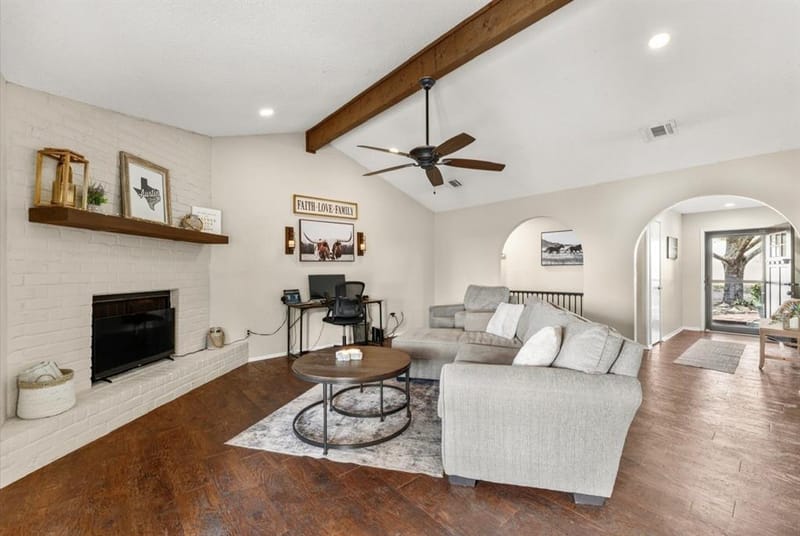 3517 W Moonlight Drive, Waco TX 76706 - Photo 6