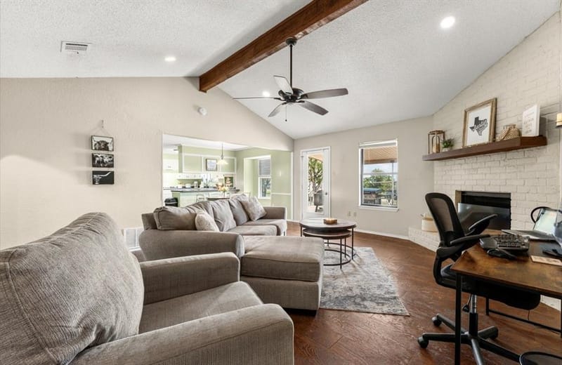 3517 W Moonlight Drive, Waco TX 76706 - Photo 8