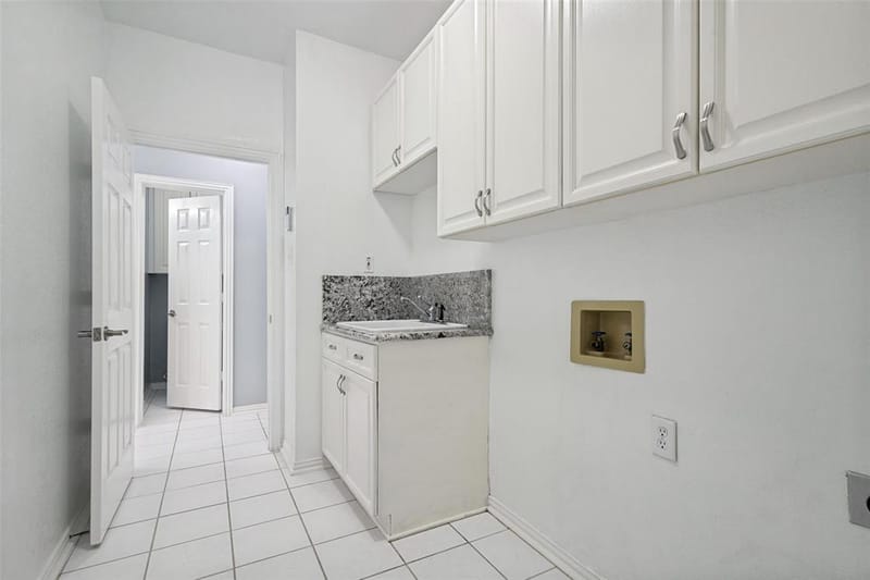 204 E Chapel Downs Drive, Southlake TX 76092 - Photo 32