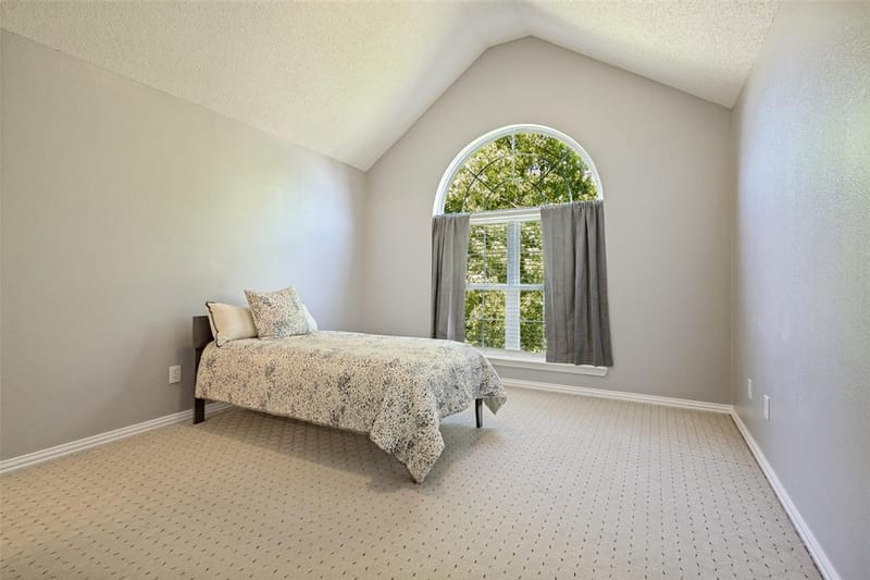 204 E Chapel Downs Drive, Southlake TX 76092 - Photo 24