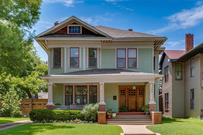 105 S Winnetka Avenue, Dallas TX 75208