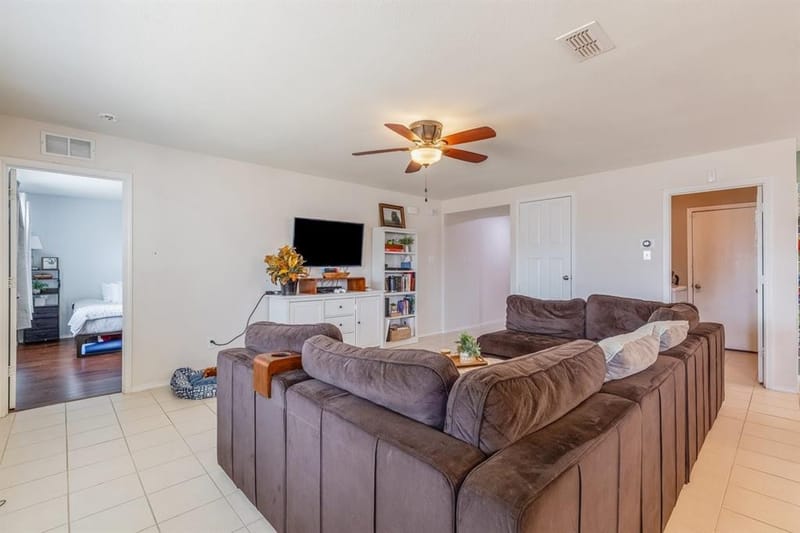 5913 Mountain Bluff Drive, Fort Worth TX 76179 - Photo 8