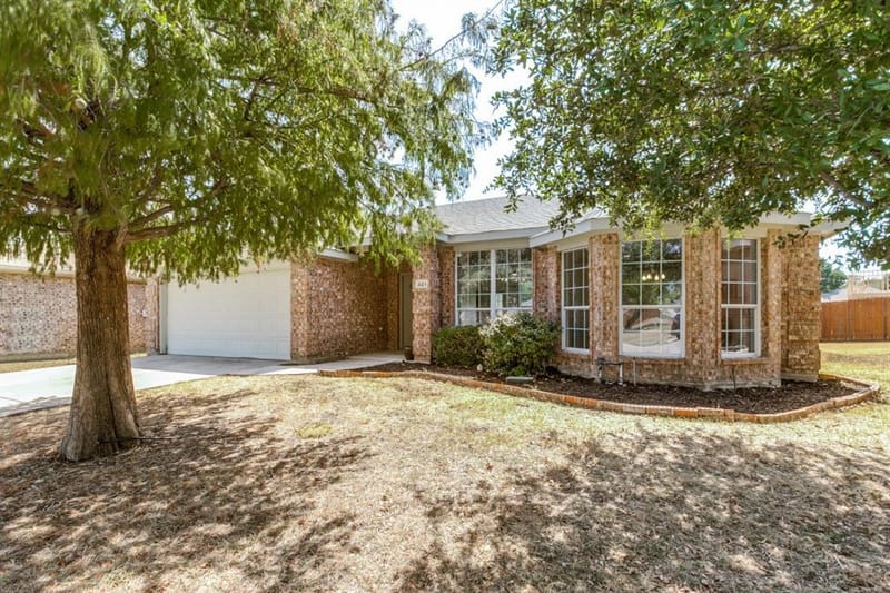 321 Tripp Trail, Denton TX 76207 - Photo 3