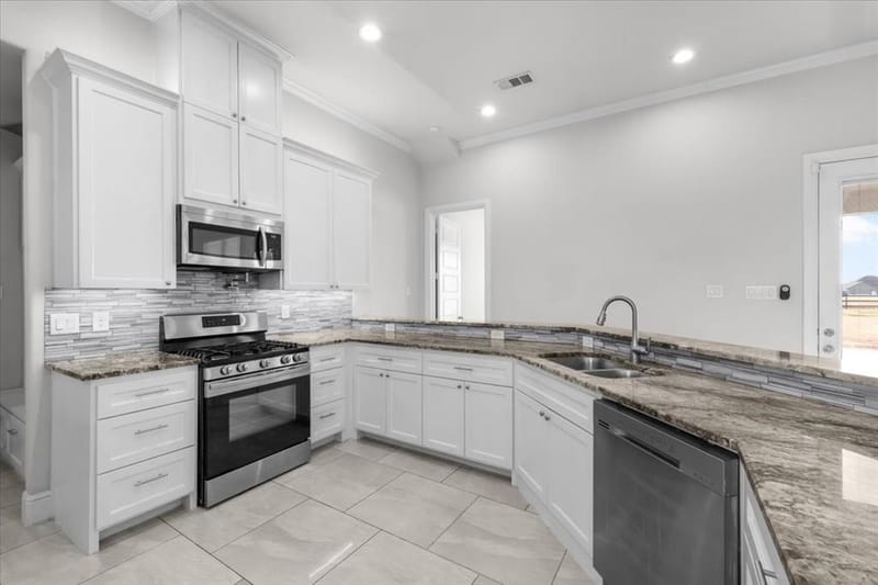 6028 Berry Ridge Lane, Joshua TX 76058 - Photo 7