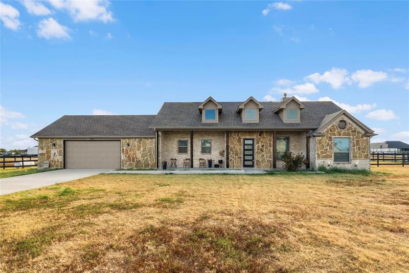 6028 Berry Ridge Lane, Joshua TX 76058