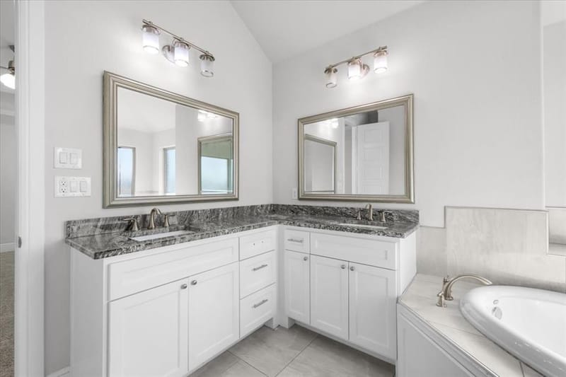 6028 Berry Ridge Lane, Joshua TX 76058 - Photo 10
