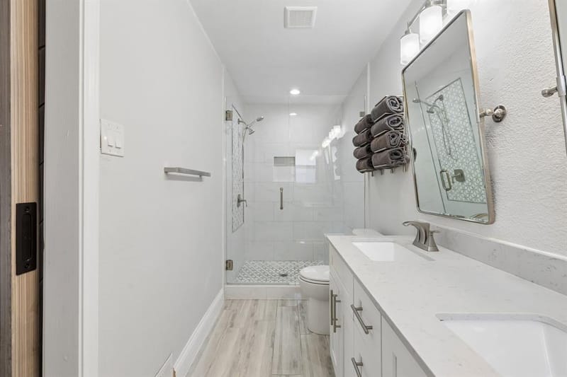 11919 Brookmeadow Lane, Dallas TX 75218 - Photo 17