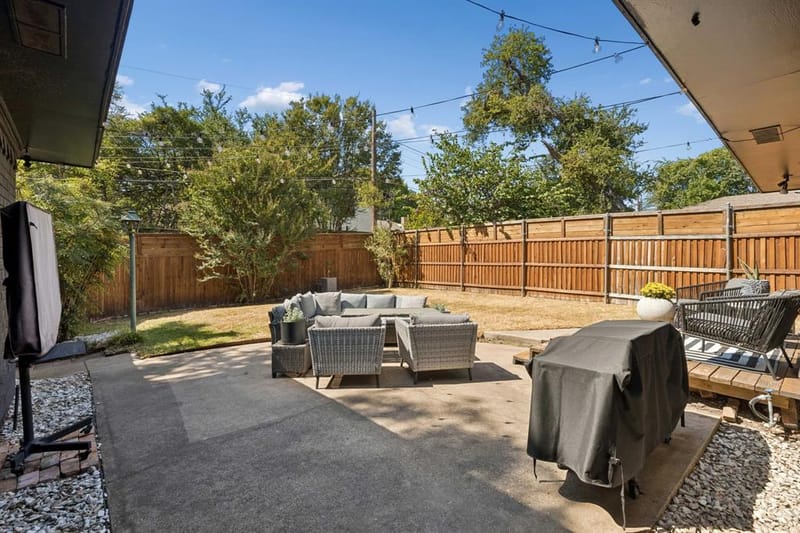 11919 Brookmeadow Lane, Dallas TX 75218 - Photo 22