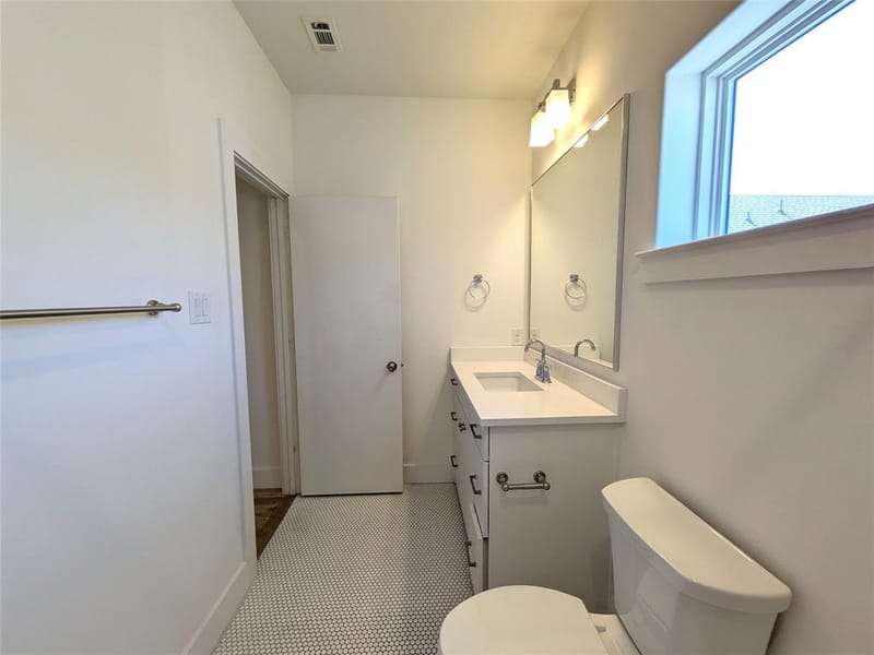 2723 Kimsey Drive # 102, Dallas TX 75235 - Photo 23