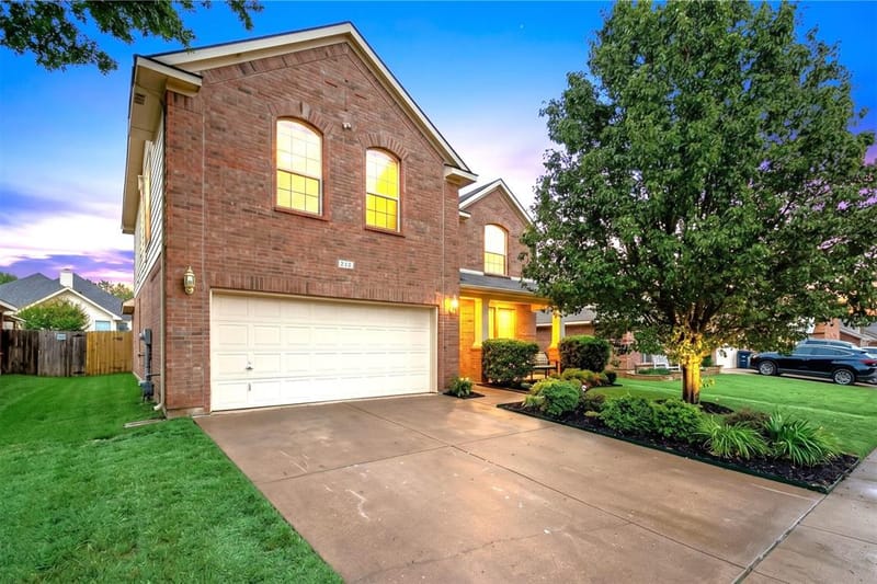 412 Flowering Plum Lane, Fort Worth TX 76140 - Photo 2
