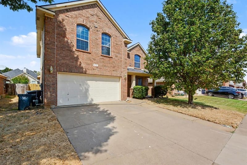 412 Flowering Plum Lane, Fort Worth TX 76140 - Photo 9