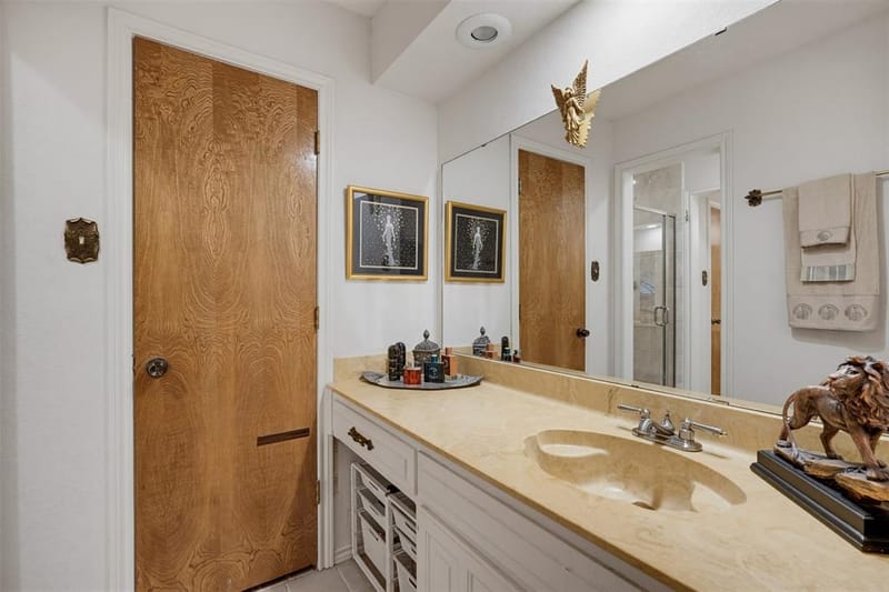 1903 Moody Court, Arlington TX 76012 - Photo 26