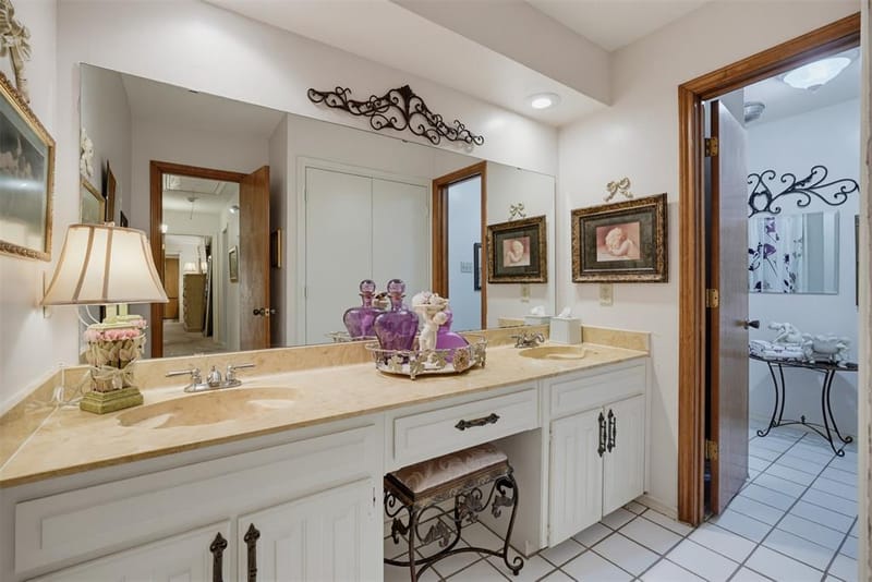1903 Moody Court, Arlington TX 76012 - Photo 28