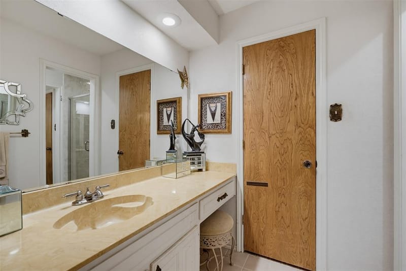 1903 Moody Court, Arlington TX 76012 - Photo 24