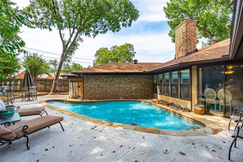 1903 Moody Court, Arlington TX 76012 - Photo 34
